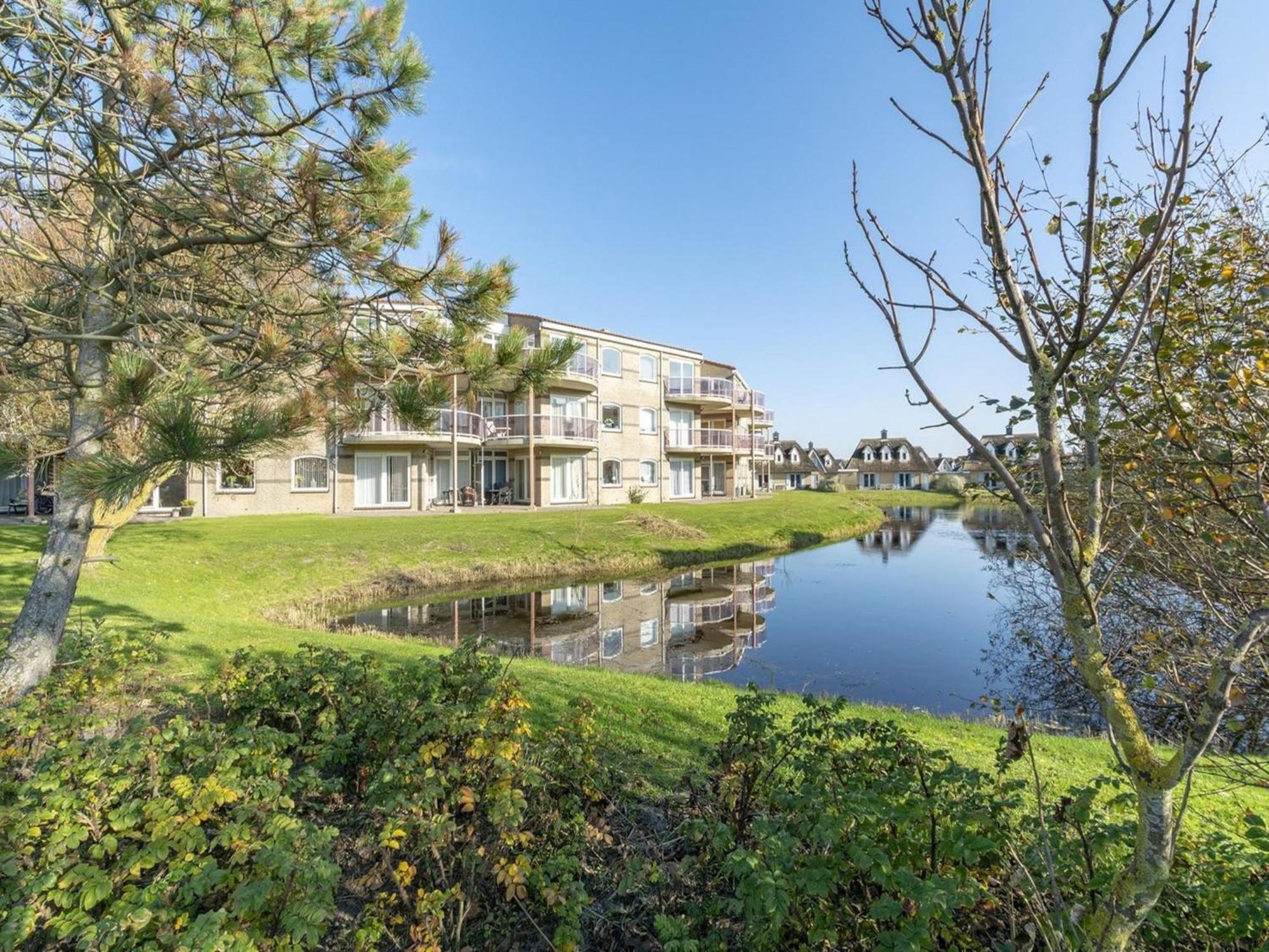 Stunning Apartment Near Sea By Belvilla Julianadorp Eksteriør billede