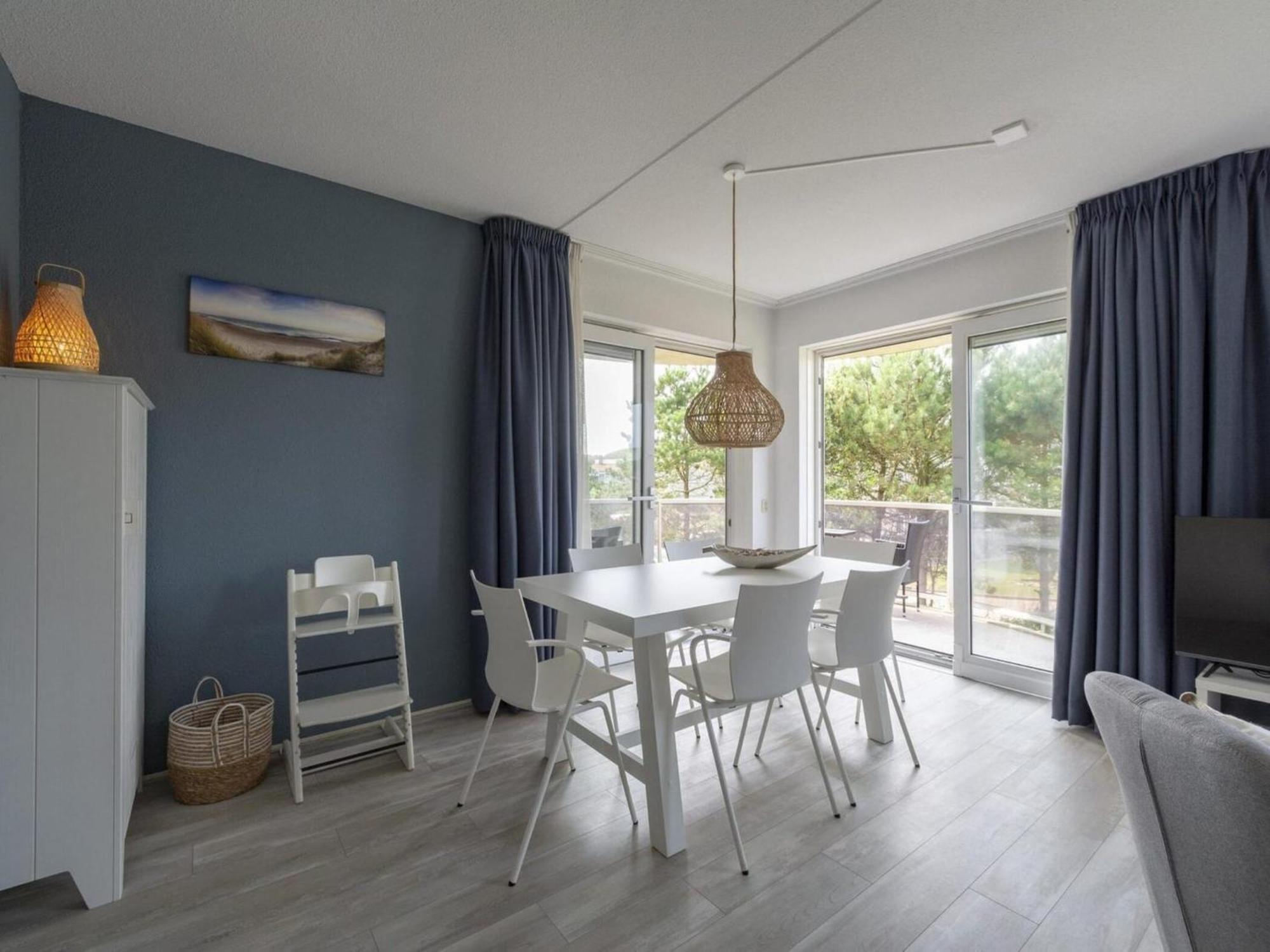 Stunning Apartment Near Sea By Belvilla Julianadorp Eksteriør billede