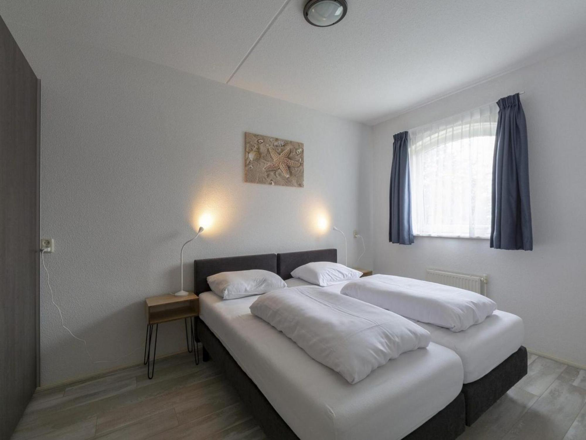 Stunning Apartment Near Sea By Belvilla Julianadorp Eksteriør billede