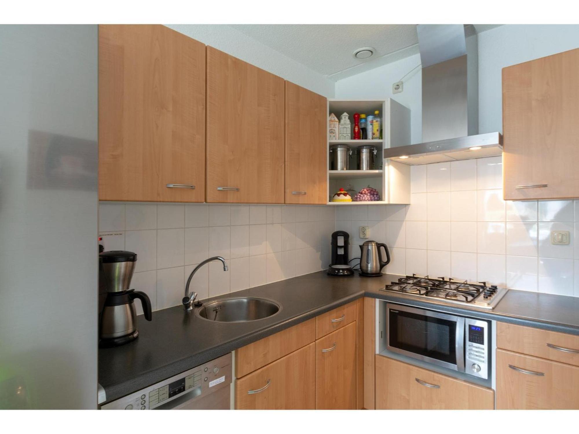Stunning Apartment Near Sea By Belvilla Julianadorp Eksteriør billede