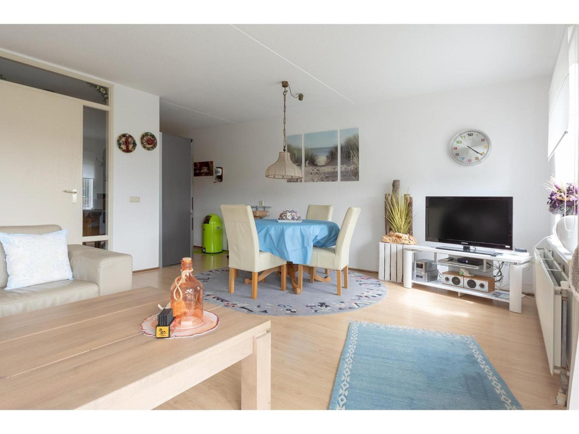 Stunning Apartment Near Sea By Belvilla Julianadorp Eksteriør billede